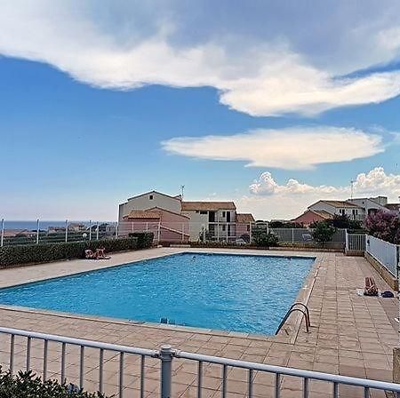 Appartement T3 Avec Terrasse Donnant Sur La Mer Sur Saint Pierre La Mer Экстерьер фото